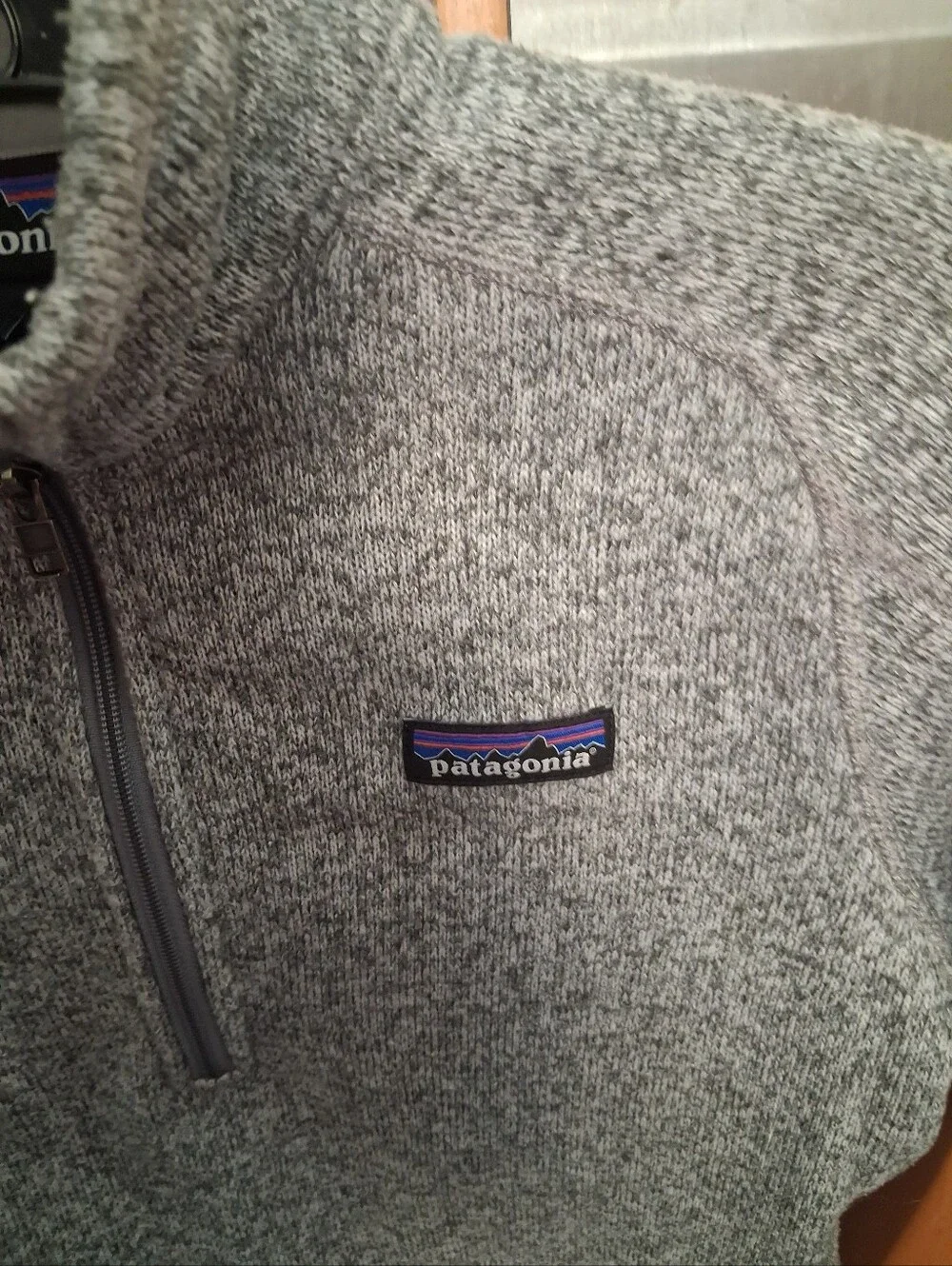 Patagonia Men’s Heather Gray Quarter-Zip Fleece Pullover Size Small